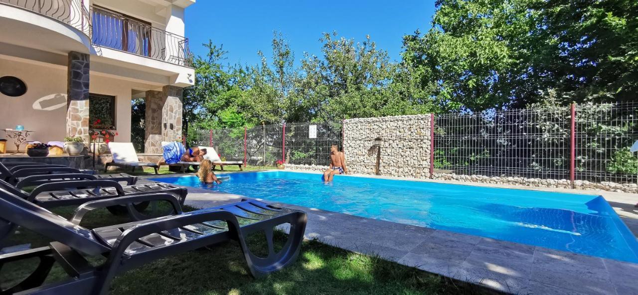 Calea Poienii Penthouse Apartment