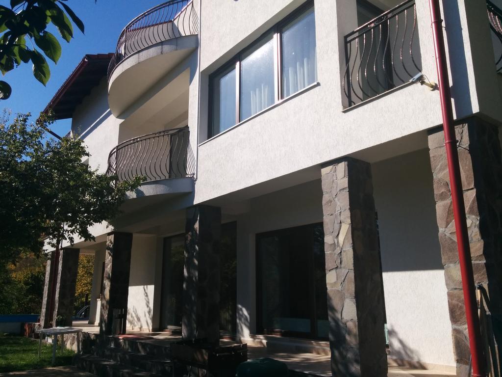 Calea Poienii Penthouse Apartment
