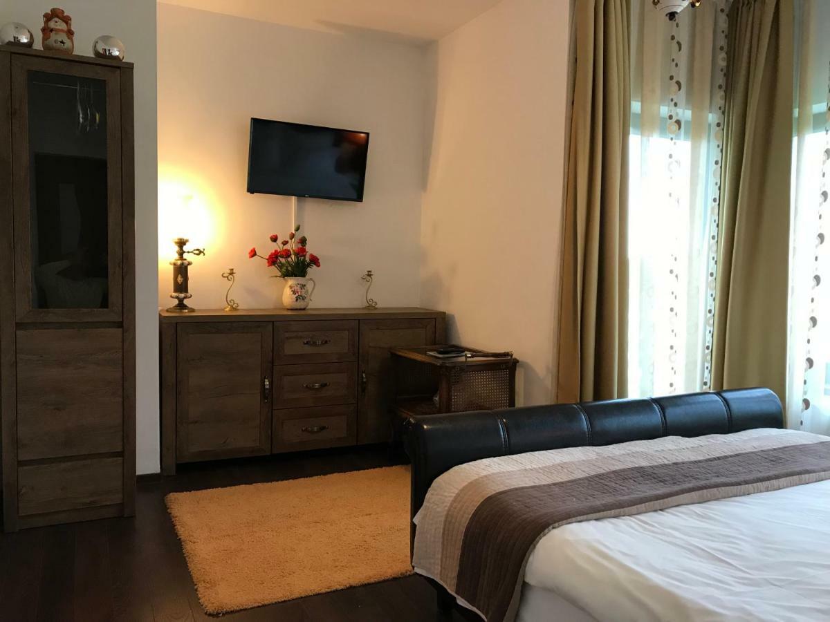 Calea Poienii Penthouse Apartment *
